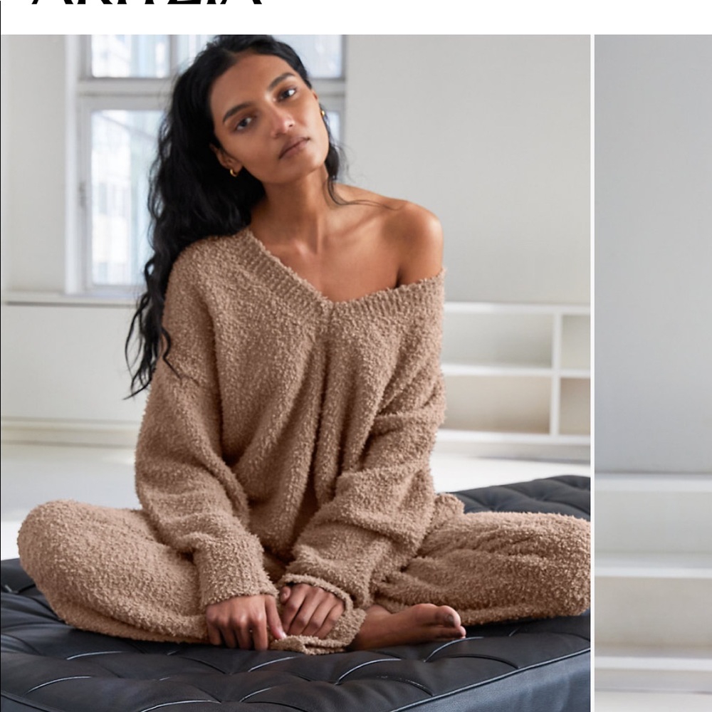 Babaton The Retreat Sweater